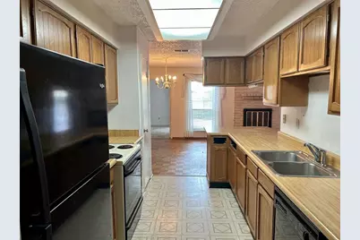 11103 Bellerive Drive, Houston, TX 77072 - Photo 7