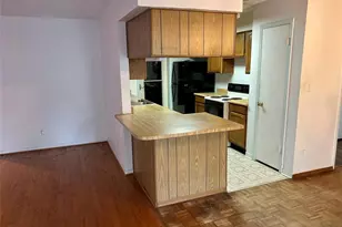 11103 Bellerive Dr, Houston, TX 77072 - Photo 5