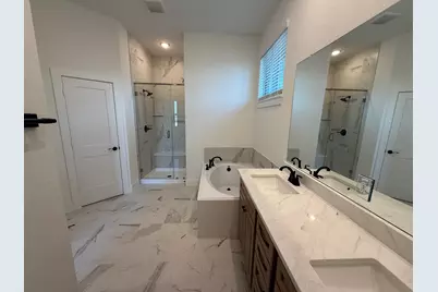 26277 E Outrider Banks Circle, Montgomery, TX 77316 - Photo 7