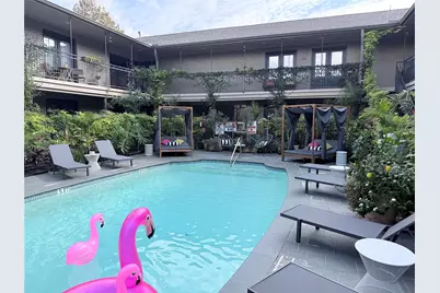 1410 Hyde Park Boulevard #212, Houston, TX 77006 - Photo 9