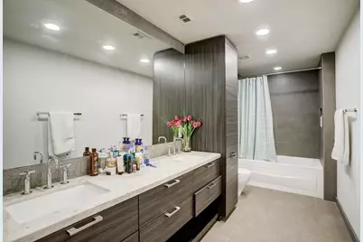 1410 Hyde Park Boulevard #212, Houston, TX 77006 - Photo 5