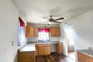 302 Southern Oaks Dr, Lyons, TX 77879 - Photo 5