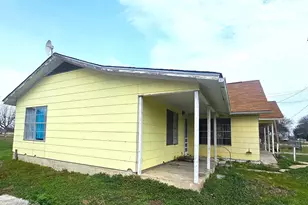 302 Southern Oaks Dr, Lyons, TX 77879 - Photo 15