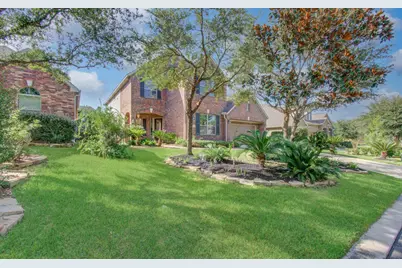 107 N Victoriana Circle, Spring, TX 77389 - Photo 3