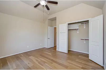 107 N Victoriana Circle, Spring, TX 77389 - Photo 37