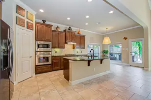107 N Victoriana Cir, Spring, TX 77389 - Photo 17