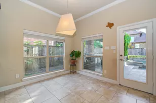 107 N Victoriana Cir, Spring, TX 77389 - Photo 21