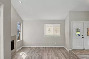 12803 Kitty Brook Ln, Houston, TX 77071 - Photo 3