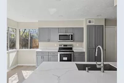 12803 Kitty Brook Lane, Houston, TX 77071 - Photo 7