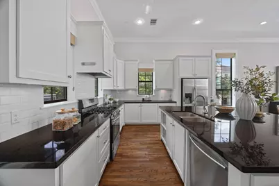 5810 Maxie Street, Houston, TX 77007 - Photo 9