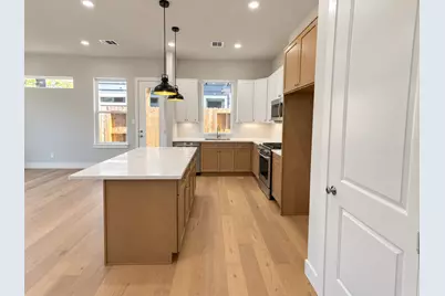 5225 Hillman Street #F, Houston, TX 77023 - Photo 3