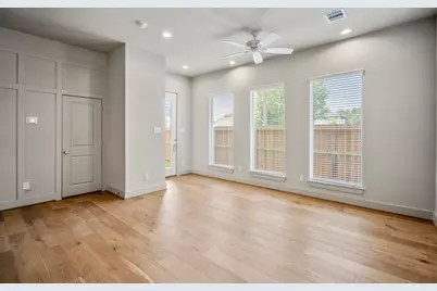 5225 Hillman Street #F, Houston, TX 77023 - Photo 7