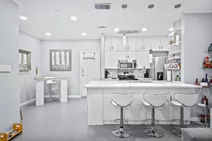 9850 Pagewood Ln, Houston, TX 77042 - Photo 9