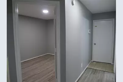 11931 Panay Village Circle, Houston, TX 77048 - Photo 15