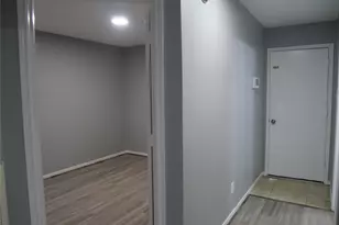 11931 Panay Village Cir, Houston, TX 77048 - Photo 15