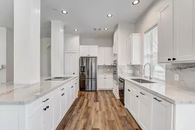 2425 Spellbrook Court, League City, TX 77573 - Photo 17