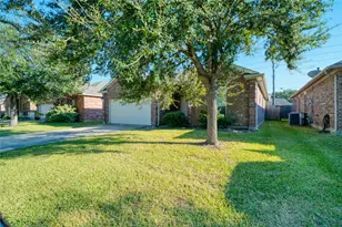 10630 Pine Meadows Blvd, Baytown, TX 77523 - Photo 3