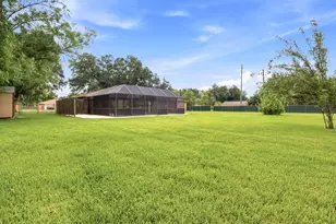 12211 3rd St, Santa Fe, TX 77510 - Photo 37