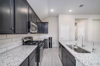 8823 Barton Valley Drive, Richmond, TX 77407 - Photo 21