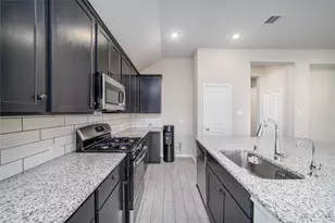 8823 Barton Valley Dr, Richmond, TX 77407 - Photo 21