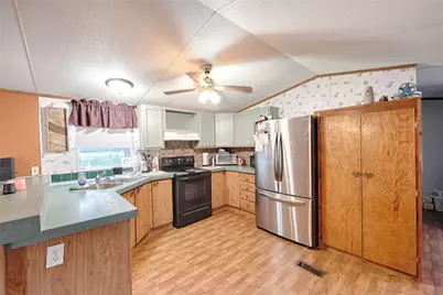 1276 Cr 216, Hallettsville, TX 77964 - Photo 13