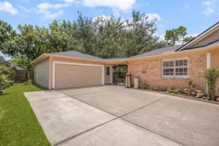 1506 Oak Hollow Dr, Friendswood, TX 77546 - Photo 23