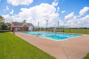 1506 Oak Hollow Dr, Friendswood, TX 77546 - Photo 29