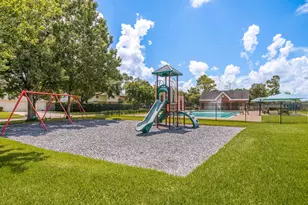 1506 Oak Hollow Dr, Friendswood, TX 77546 - Photo 27