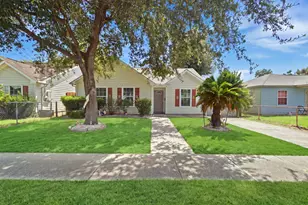 5306 Jewel St, Houston, TX 77026 - Photo 3