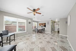 5306 Jewel St, Houston, TX 77026 - Photo 9