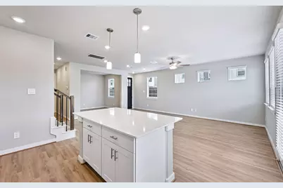 10107 Pelican Pass Drive, Houston, TX 77080 - Photo 5