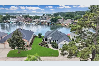 13673 Lakeside Place Drive, Willis, TX 77318 - Photo 1