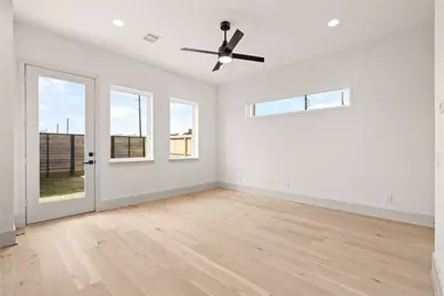 4006 Buffalo Moon Drive, Houston, TX 77045 - Photo 3