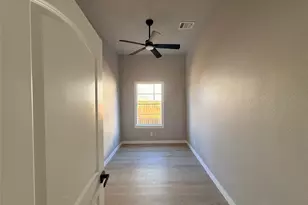2209 Gano St, Houston, TX 77009 - Photo 13