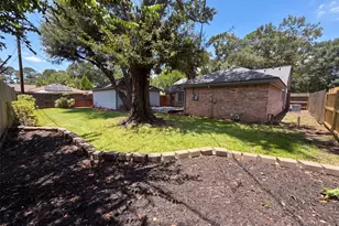 10327 Sweetwood Dr, Houston, TX 77070 - Photo 19