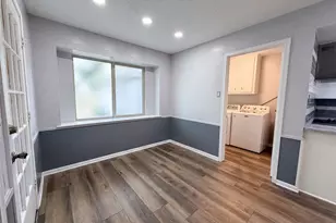 10327 Sweetwood Dr, Houston, TX 77070 - Photo 9