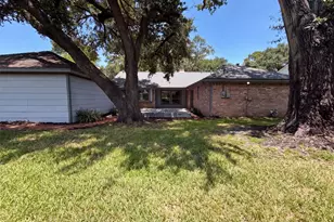 10327 Sweetwood Dr, Houston, TX 77070 - Photo 5