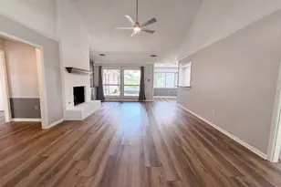 10327 Sweetwood Dr, Houston, TX 77070 - Photo 3