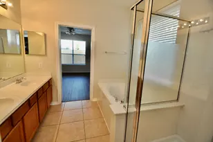 12315 Field Brook Ct, Houston, TX 77089 - Photo 21