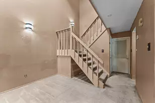13014 Greenway Chase Ct, Houston, TX 77072 - Photo 9