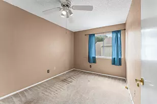 13014 Greenway Chase Ct, Houston, TX 77072 - Photo 17