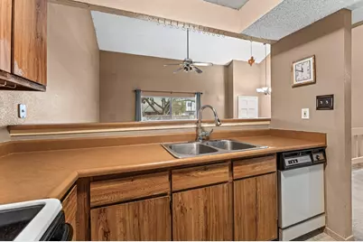13014 Greenway Chase Court #3014, Houston, TX 77072 - Photo 7
