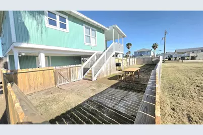 16623 Jolly Roger Road, Galveston, TX 77554 - Photo 3