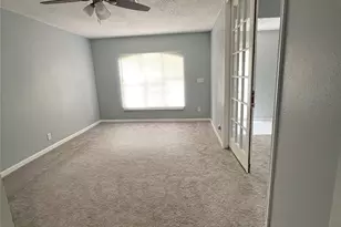 5522 Lakefield Dr, Houston, TX 77033 - Photo 3