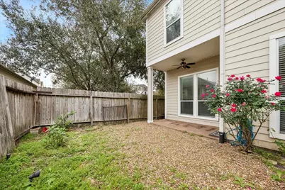 14906 Tuttle Point Drive, Houston, TX 77082 - Photo 33