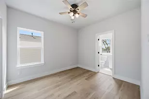 10612 Ashville Dr, Houston, TX 77051 - Photo 13