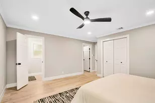 5731 Creekbend Dr, Houston, TX 77096 - Photo 29