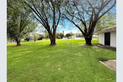 420 El Camino Real Street, Port Lavaca, TX 77979 - Photo 5