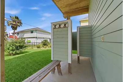 4126 Grayson, Galveston, TX 77554 - Photo 35