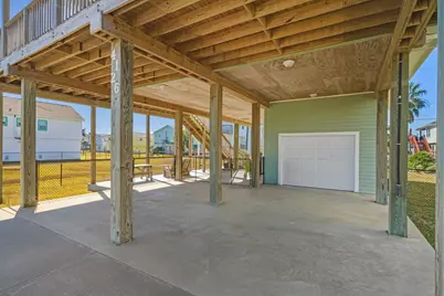 4126 Grayson, Galveston, TX 77554 - Photo 33